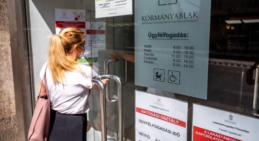 Jó hír: 3 ponton módosul a közszolgák évi 1 millió forintos otthontámogatása