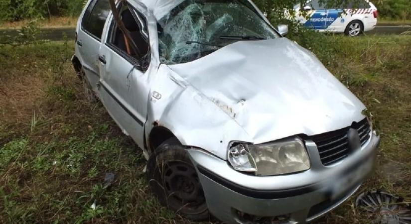 Ez már hihetetlen! Totálkárosra törte a lopott autót a drogos fiatal