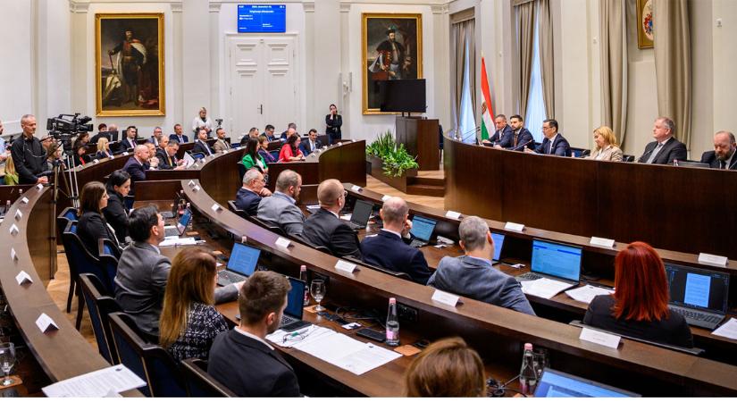 Állásfoglalásban utasíthatja vissza a Tisza Párt lehetséges adóemelései terveit Debrecen közgyűlése