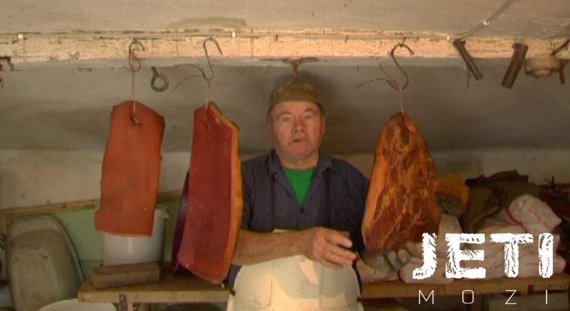 Eljött az idő: disznót vágunk a Jeti Moziban