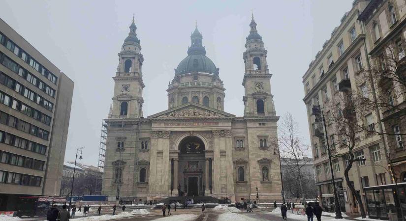 A gyönyörű Szent István Bazilikában jártunk