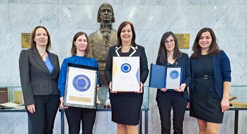 Történelmi siker Győrben: 12 év után másodikként nyerte el a rangos állami díjat a Széchenyi István Egyetem könyvtára