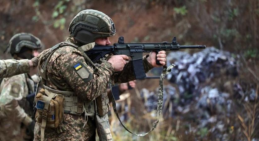 Századvég: az európaiak többsége nem küldene katonát és fegyvert Ukrajnába