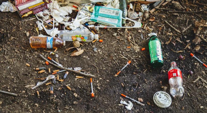 Hogy mi? Rátaposott a kábítószerre a felsőzsolcai drogos - a rendőrök így is elkapták