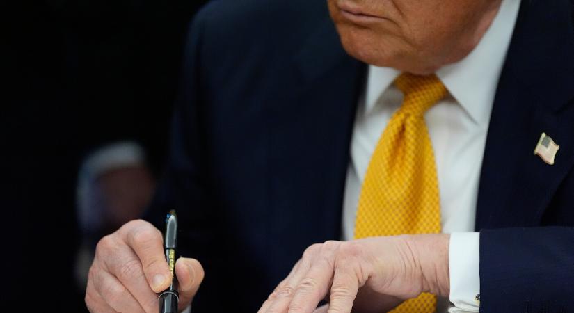 Az Egyesült Államok hivatalosan is kilépett a WHO-ból