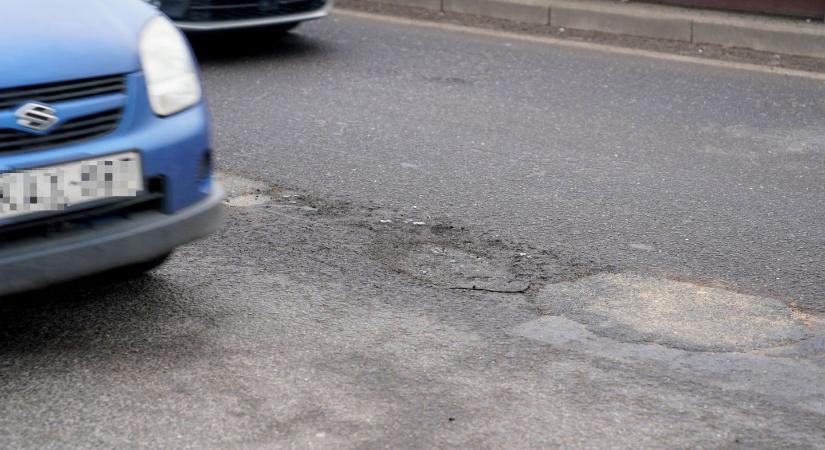 Ütközés a debreceni felüljárón