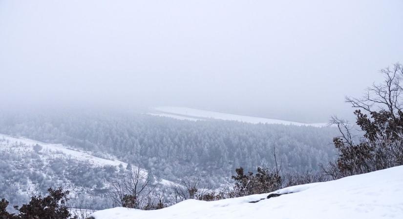 Változékony és balesetveszélyes: ilyen időre számíthatunk péntek estig