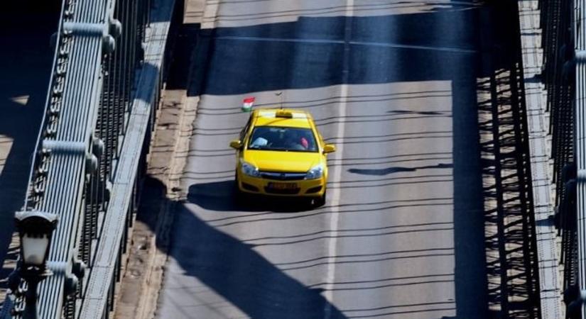 Ez elképesztő: bejelentették, jönnek az önvezető taxik Budapesten