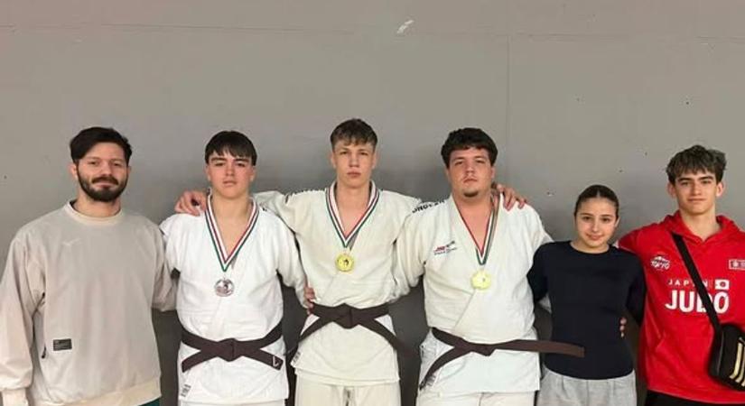 Odacsaptak a paksi fiatalok az év első rangos megméretésén