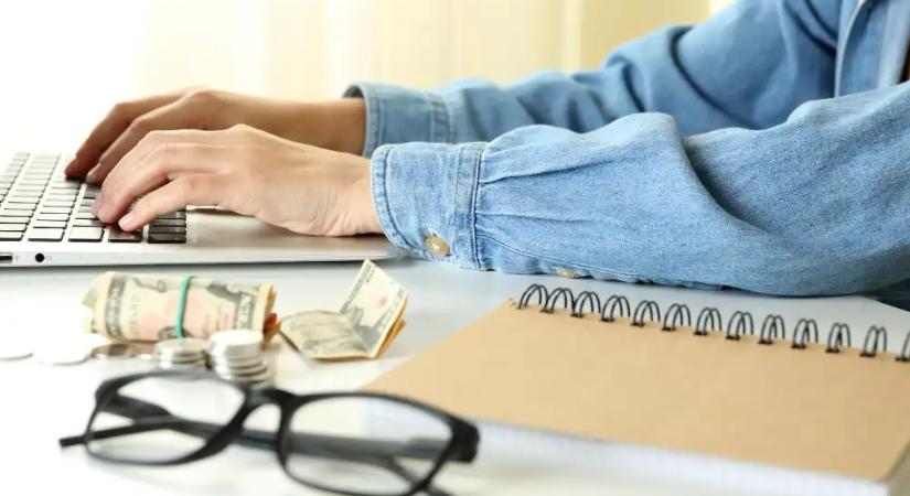 Így változtak a fizetések az év végére