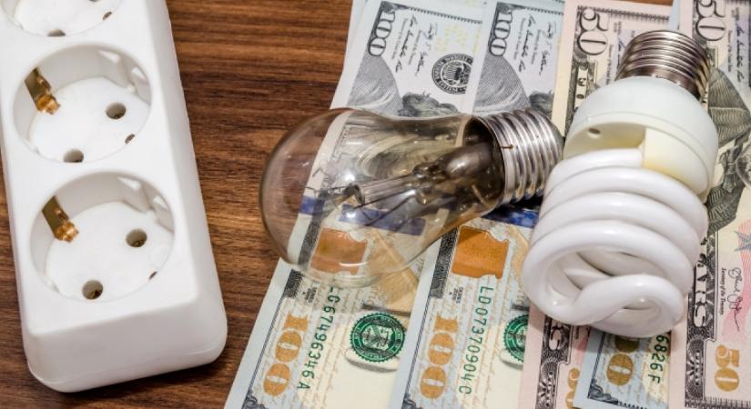 Figyelmeztetnek a villanyszerelők: ha ilyen elosztót használsz, az egekbe szökhet a villanyszámlád