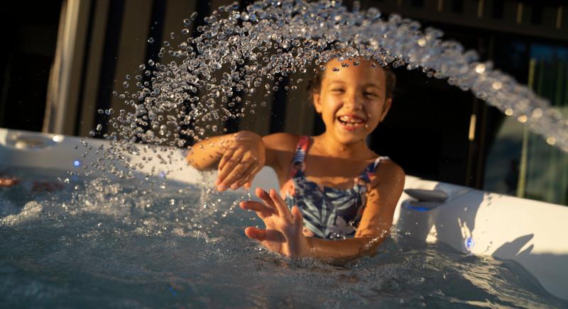 Prémium jakuzzik egy milliós árelőnnyel