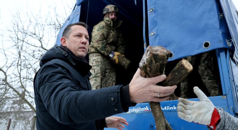 Az operatív törzs felhívta a figyelmet: a kormány által biztosított tüzelő kiosztását az önkormányzatok végzik