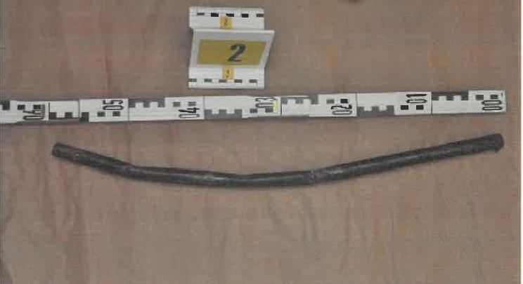 Vasrúddal verték, megszurkálták, kutyalánccal kikötözték és szexuálisan bántalmazták a hajléktalanokat