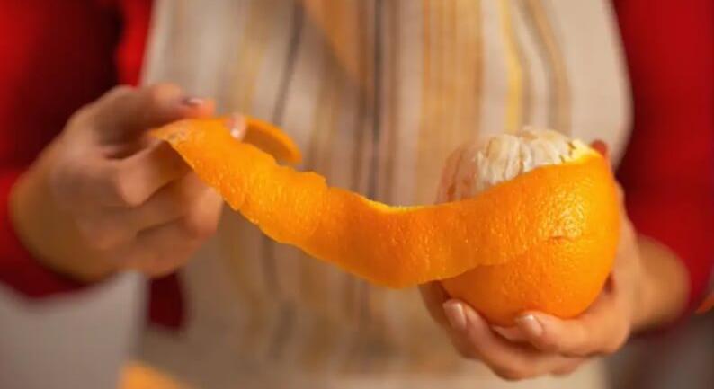 Állandó puffadás – étel, stressz, hormon vagy mind egyszerre?