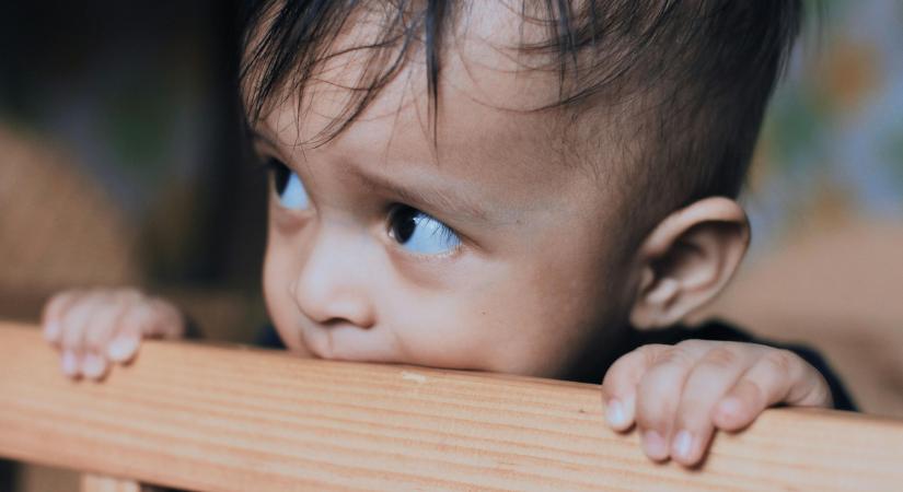 "Mérges vagy, de nem engedem, hogy harapj!" - Egy védőnő elmondja, mit kell tenni, ha harapós a gyerek