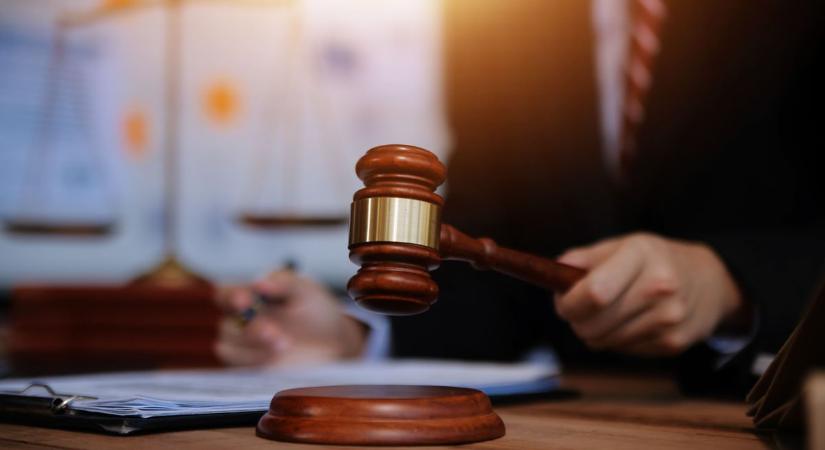 Ritkaságok a NAV árverésen: gyűjtői és luxus járművek várnak új gazdára