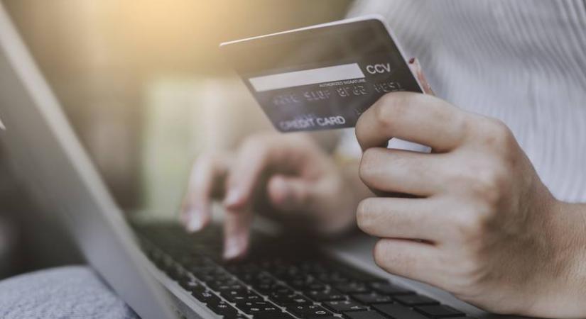 Országos leállást jelentett be az egyik legnagyobb hazai bank: az azonnali átutalás sem fog működni