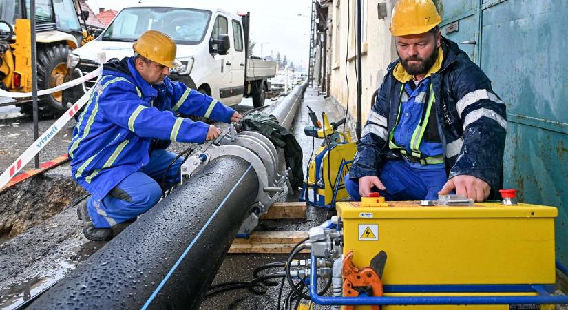 Százmilliárd forint érkezett karbantartásra és felújításra, Hevesben minden fillért elköltöttek!