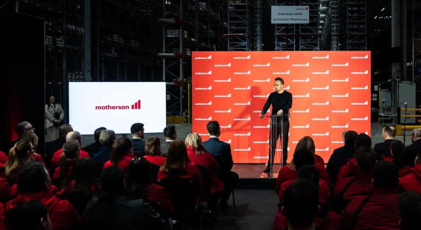 39 milliárd forintból új high-tech munkahelyek Magyarországon