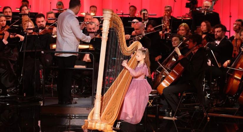 Történelmet írt a kilencéves szegedi kislány a zenei világversenyen