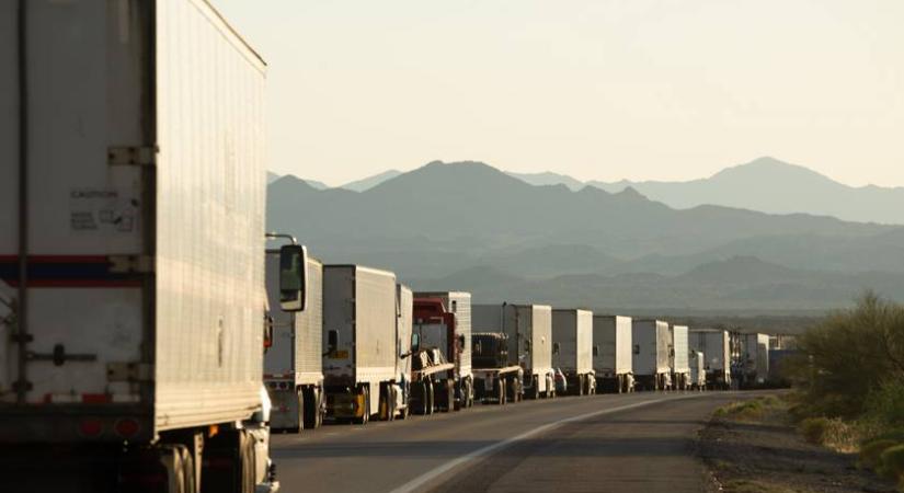 Blokád alá kerül a magyar-szerb határ: jövő héttől csak így kerülhető el a hosszú várakozás