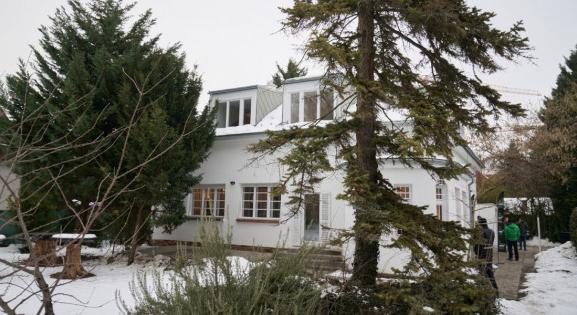 „Az egyik legfontosabb hely ma Magyarországon” – elkészült Esterházy Péter egykori otthona