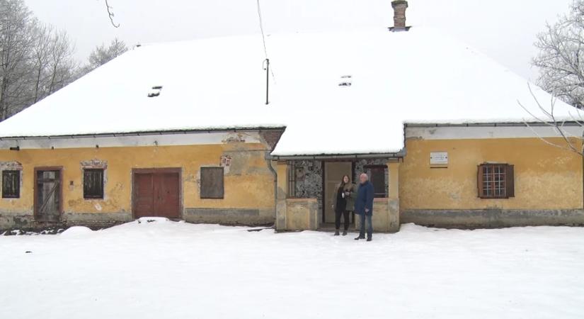 Támogatókat keres a turistaház a közművesítéshez