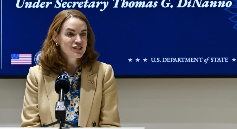 Hiába Szijjártó Péter fenyegetőzése, az Egyesült Államok nagykövetségének ideiglenes ügyvivője a Nemzeti Választási Iroda elnökével tárgyalt