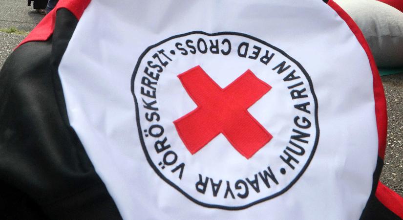Ennél nincs lejjebb, már a Magyar Vöröskereszt nevével is visszaélnek a csalók