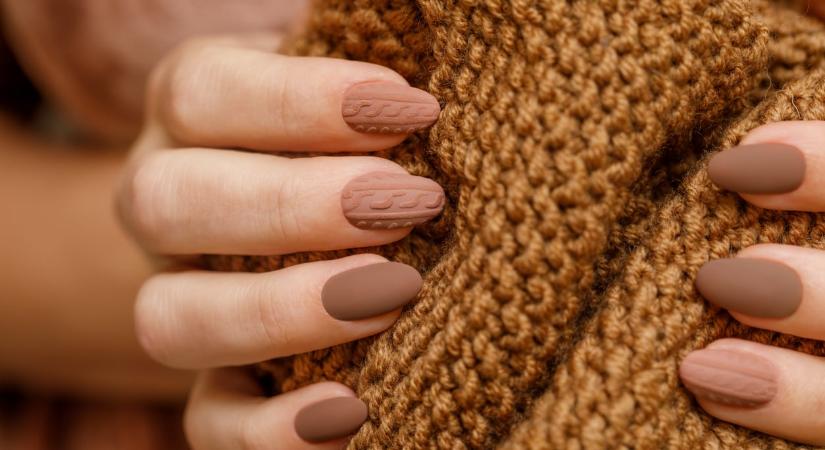 14 barna manikűrötlet télre, a Bambit idéző mintáktól az eszpresszóig