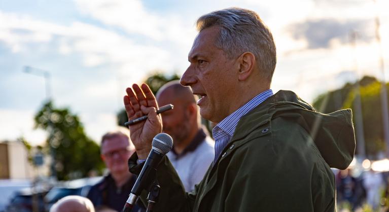 Lázár János: Ne dumáljon nekem a cigányok integrációjáról egy Csipkejózsika a Rózsadombról