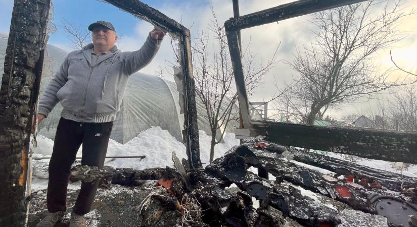 Égő fólia és hamuvá vált bonsai‑gyűjtemény – diákok sietnek Csaba bácsi segítségére – galériával