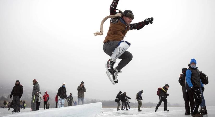 Elmarad a Balaton-átcsúszás, nem lehet átmenni a tó jegén
