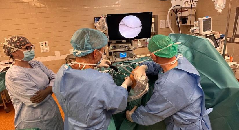 Térdspecialistává lépett elő a zalai kórház – sportsebészetben országosan is elismert