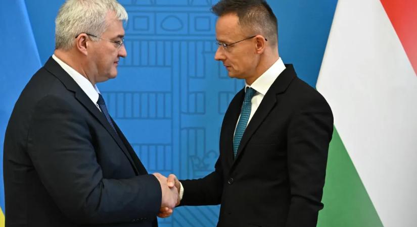 Az ukrán külügyminiszter Orbánnak: Moszkvai mestere nem fog száz évig élni, még akkor sem, ha Ön minden szervét odaadná neki