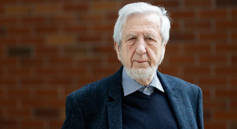 Jeszenszky Géza: Most a diktatúra és a demokrácia között kell dönteni – Fülke podcast