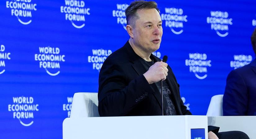 Kínos: kigúnyolta Trump béketanácsát a csúcsmilliárdos, nevetett a közönség