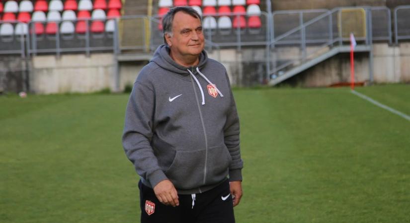 Nem elvárás a bajnoki cím, de a csapat erejéhez méltó helyen szeretnének végezni