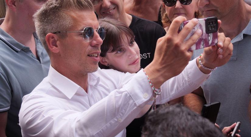 Kiszivárogtak a példátlan felvételek, a Tisza Párt egyik nagy igazolása az TV2 tehetségkutatójában is feltűnt