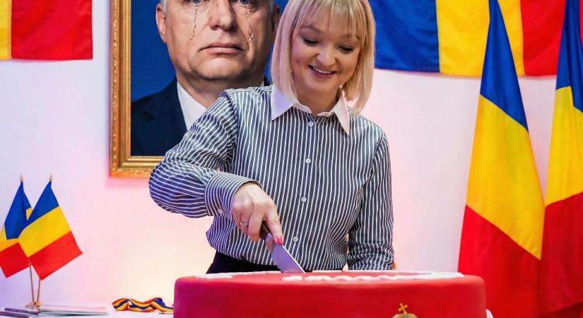 Síró Orbán-kép alatt szeletelt fel egy magyar nemzeti szinű tortát George Simion pártjának képviselője