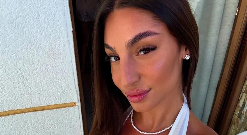 Levetkőzött a Kísértés sztárja: Berki Dorina szexi fotóját neked is látnod kell!