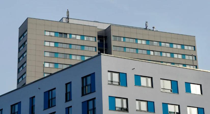 Több mint száz haláleset köthető a sorozatgyilkos ápolóhoz, élete végéig börtönbe kerülhet