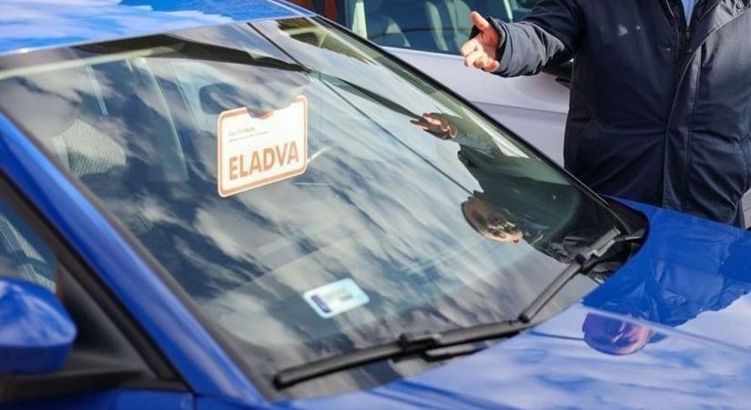 Ezért a használt autóért közel egymilliárd forintot adtak
