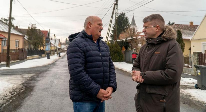 Ágh Péter: a közvilágítás fejlesztése közös ügy