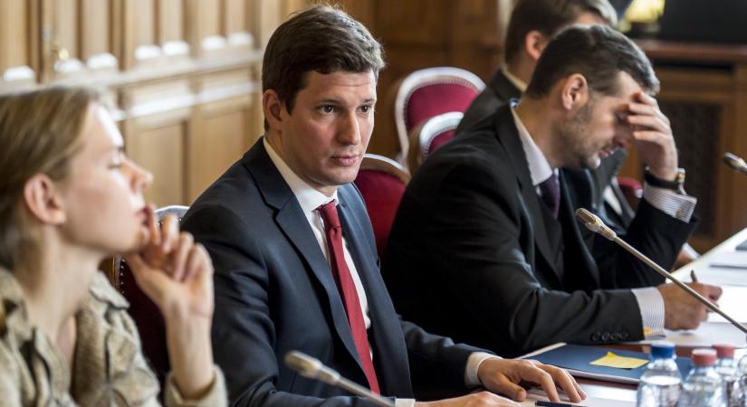 Eladta a cégét Magyar Péternek, majd más vállalkozásba fogott az exkormányzati szakember