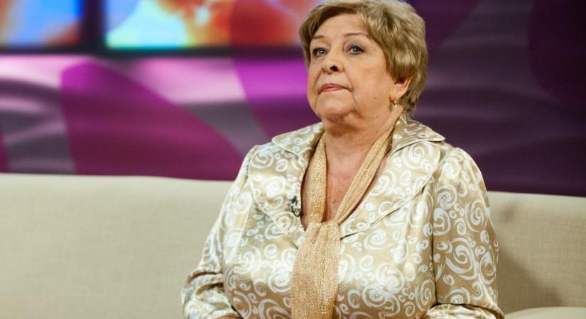 Épp hogy levették a kötését, Pásztor Erzsit megint baleset érte