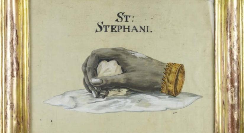 Ünnepélyesen átadták a restaurált Szent Jobb-kegyképet Nagyváradon