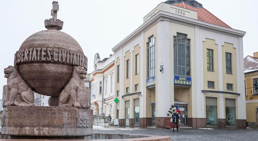 Új fejezet előtt Székesfehérvár patinás belvárosi áruháza
