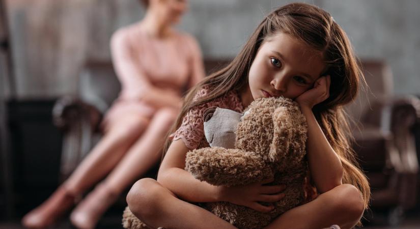 Így hat rád felnőttként az anyai szeretet hiánya- ezt nem is gondolnád!